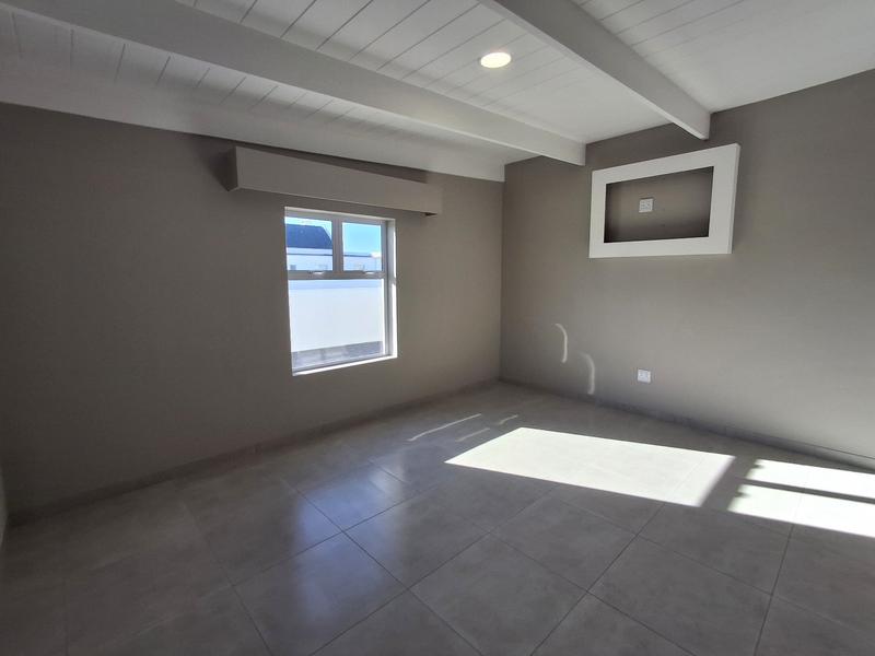 3 Bedroom Property for Sale in Lampiesbaai Western Cape